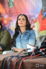  Farah Karimi At Thikka Movie Song Coverage Press Meet